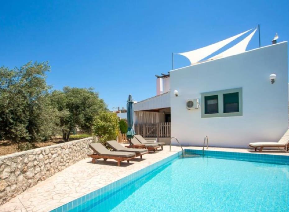 Villa Lea Vlicha  Bagian luar foto