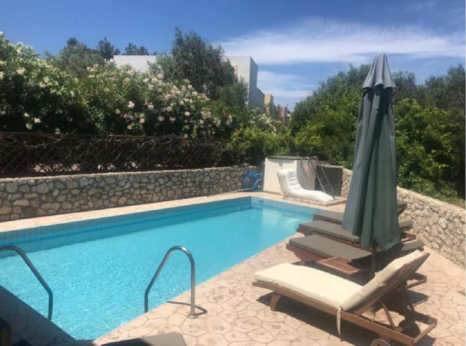 Villa Lea Vlicha  Bagian luar foto